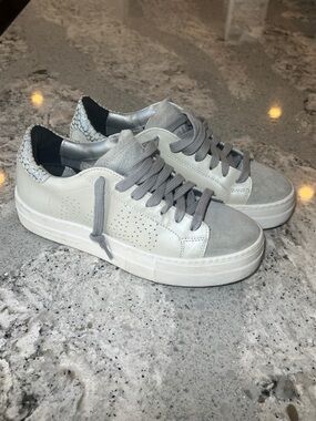 P448 Thea Platform Sneakers White Silver Grey Suede Size EU36 US6 EUC